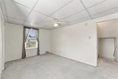 410 Center Ave, Carnegie, PA 15106 - Photo 17