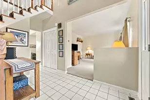 122 Highvue Dr, Peters Township, PA 15367 - Photo 5