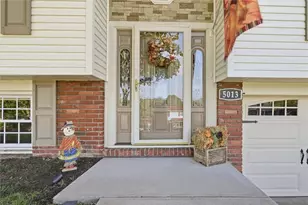 5013 Windover Dr, Robinson Twp, PA 15205 - Photo 3