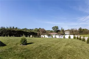 9659 Shirley Dr, Pittsburgh, PA 15101 - Photo 3