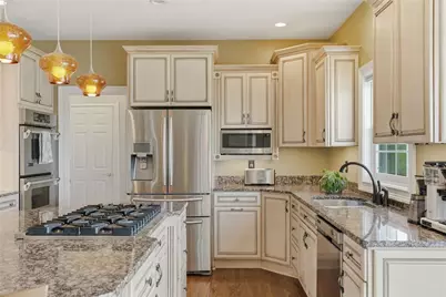 4120 Breckenridge Dr, Collier Township, PA 15142 - Photo 13
