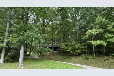 536 W Danville Rd, Oakland Township, PA 16025 - Photo 5