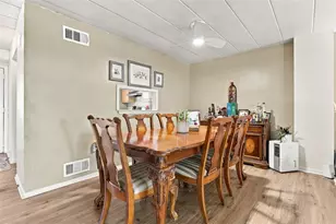 2034 Swallow Hill Rd, Scott Township, PA 15220 - Photo 5