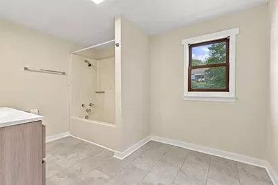 706 Hissam St, Jeannette, PA 15644 - Photo 23