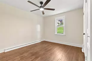 706 Hissam St, Jeannette, PA 15644 - Photo 17