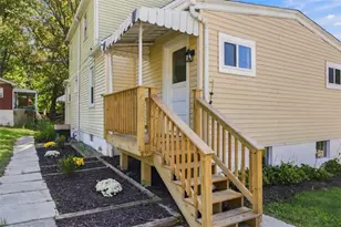 706 Hissam St, Jeannette, PA 15644 - Photo 29