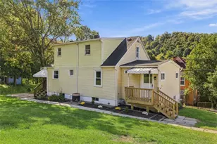 706 Hissam St, Jeannette, PA 15644 - Photo 1