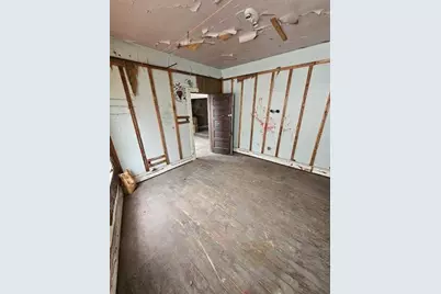 300 Longfellow, Vandergrift, PA 15690 - Photo 15