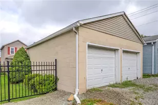325 Fairmont St, Latrobe, PA 15650 - Photo 27