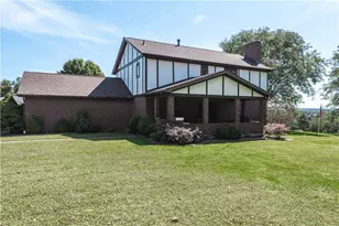 196 White Oak Dr, Allegheny Township, PA 15068 - Photo 37