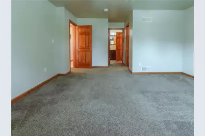 196 White Oak Dr, Allegheny Township, PA 15068 - Photo 19