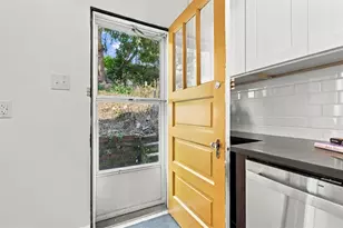 37 Bateman St, Pittsburgh, PA 15209 - Photo 17