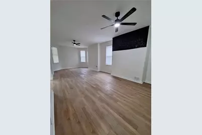 540 Junilla St, Pittsburgh, PA 15219 - Photo 3
