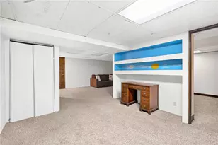 106 Cedarbrook Dr, Pittsburgh, PA 15220 - Photo 35