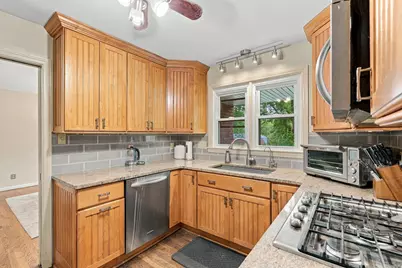 2540 Lindenwood Drive, Pittsburgh, PA 15241 - Photo 11