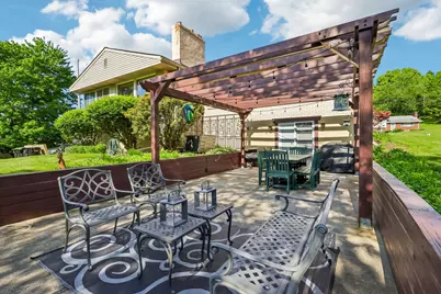 9102 Foxhunt, Pittsburgh, PA 15237 - Photo 5
