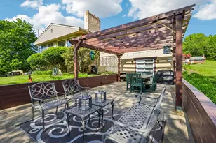 9102 Foxhunt, Pittsburgh, PA 15237 - Photo 5