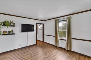 338 Brush Creek Rd, Hempfield Township, PA 15642 - Photo 9