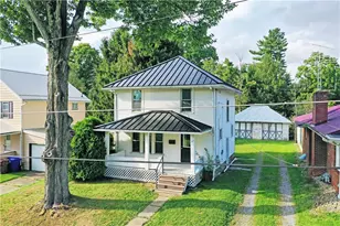 12 E Stewart Ave, Greenville Boro, PA 16125 - Photo 1