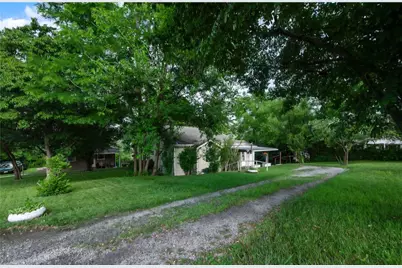 411 Harmony Rd, Baden, PA 15005 - Photo 3