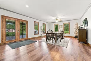 2140 Trout Island Rd, Hermitage, PA 16148 - Photo 9