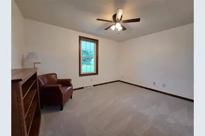 305 Dick Rd, Franklin Township, PA 16001 - Photo 27