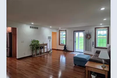 305 Dick Rd, Franklin Township, PA 16001 - Photo 7