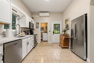 318 Academy St, Carnegie, PA 15106 - Photo 15
