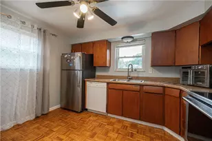 5421 Keenan Dr, Pittsburgh, PA 15236 - Photo 11