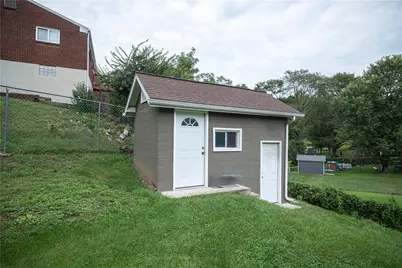 5421 Keenan Dr, Pittsburgh, PA 15236 - Photo 29