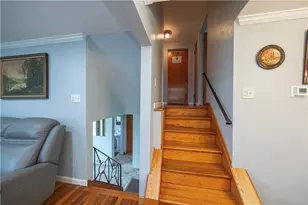 5421 Keenan Dr, Pittsburgh, PA 15236 - Photo 7