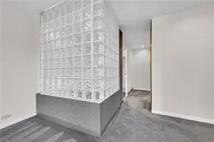 112 Washington Pl, Pittsburgh, PA 15219 - Photo 31