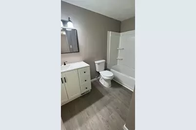 3832 Cynthia Dr, Pittsburgh, PA 15227 - Photo 9