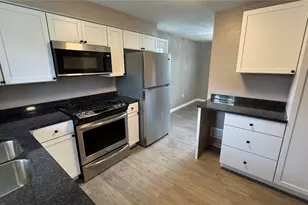 3832 Cynthia Dr, Pittsburgh, PA 15227 - Photo 3