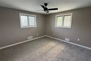 3832 Cynthia Dr, Pittsburgh, PA 15227 - Photo 11
