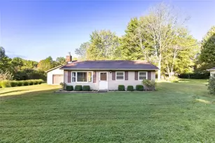 15307 Conaway Dr, Conneaut Twp, PA 16424 - Photo 1