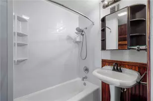 535 Magazine St, Carnegie, PA 15106 - Photo 25
