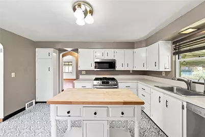 519 Susanna Court, Pittsburgh, PA 15207 - Photo 13