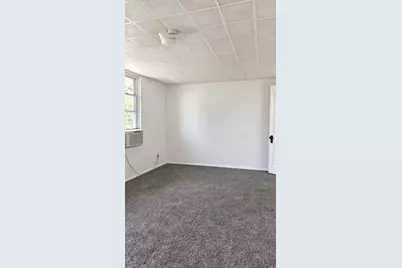 514 Longfellow Street, Vandergrift, PA 15690 - Photo 11