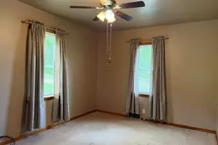 118 Moore Rd, Center Township, PA 16001 - Photo 7
