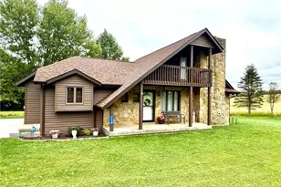 734 Bruin Rd, Washington Township, PA 16050 - Photo 1