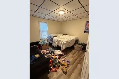 1079 Marelda Ave, Donora, PA 15033 - Photo 11