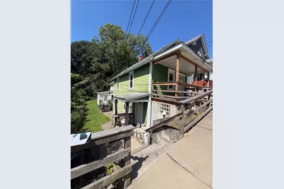1079 Marelda Ave, Donora, PA 15033 - Photo 13