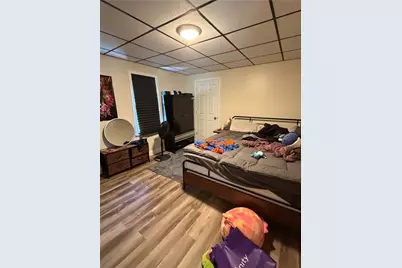 1079 Marelda Ave, Donora, PA 15033 - Photo 9