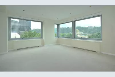 320 Fort Duquesne Boulevard #5C, Pittsburgh, PA 15222 - Photo 5