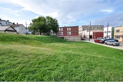 317 Fallowfield Ave, Charleroi Boro, PA 15022 - Photo 9