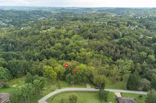 270 McKim Dr, Pittsburgh, PA 15239 - Photo 37