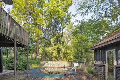 270 McKim Dr, Pittsburgh, PA 15239 - Photo 7