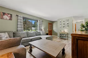 8 Hemlock Dr, Hempfield Township, PA 16125 - Photo 3