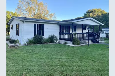 410 Meadows Dr, Washington Township, PA 15613 - Photo 3